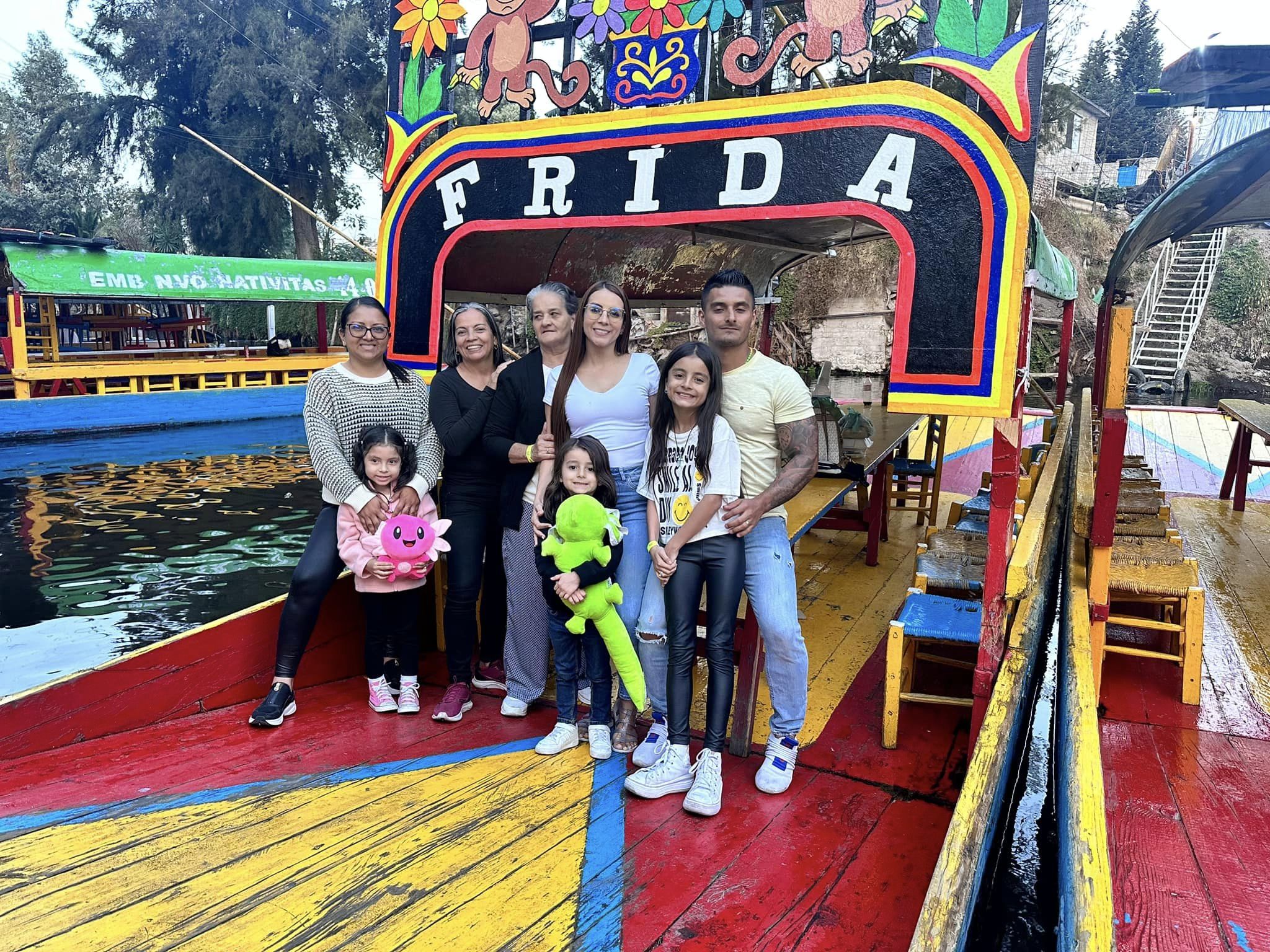 Tour privado a Xochimilco y Coyoacán desde el Zócalo CDMX