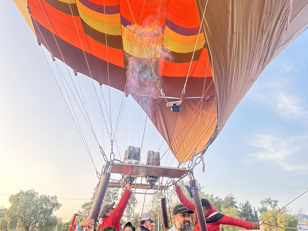 Vuelo en Globo Teotihuacán desde CDMX 2025